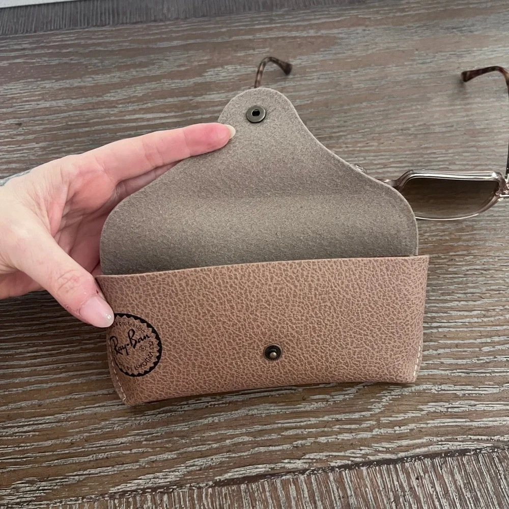 NWOT Ray-Ban Blush Sunglasses with Case - Picture 6 of 6